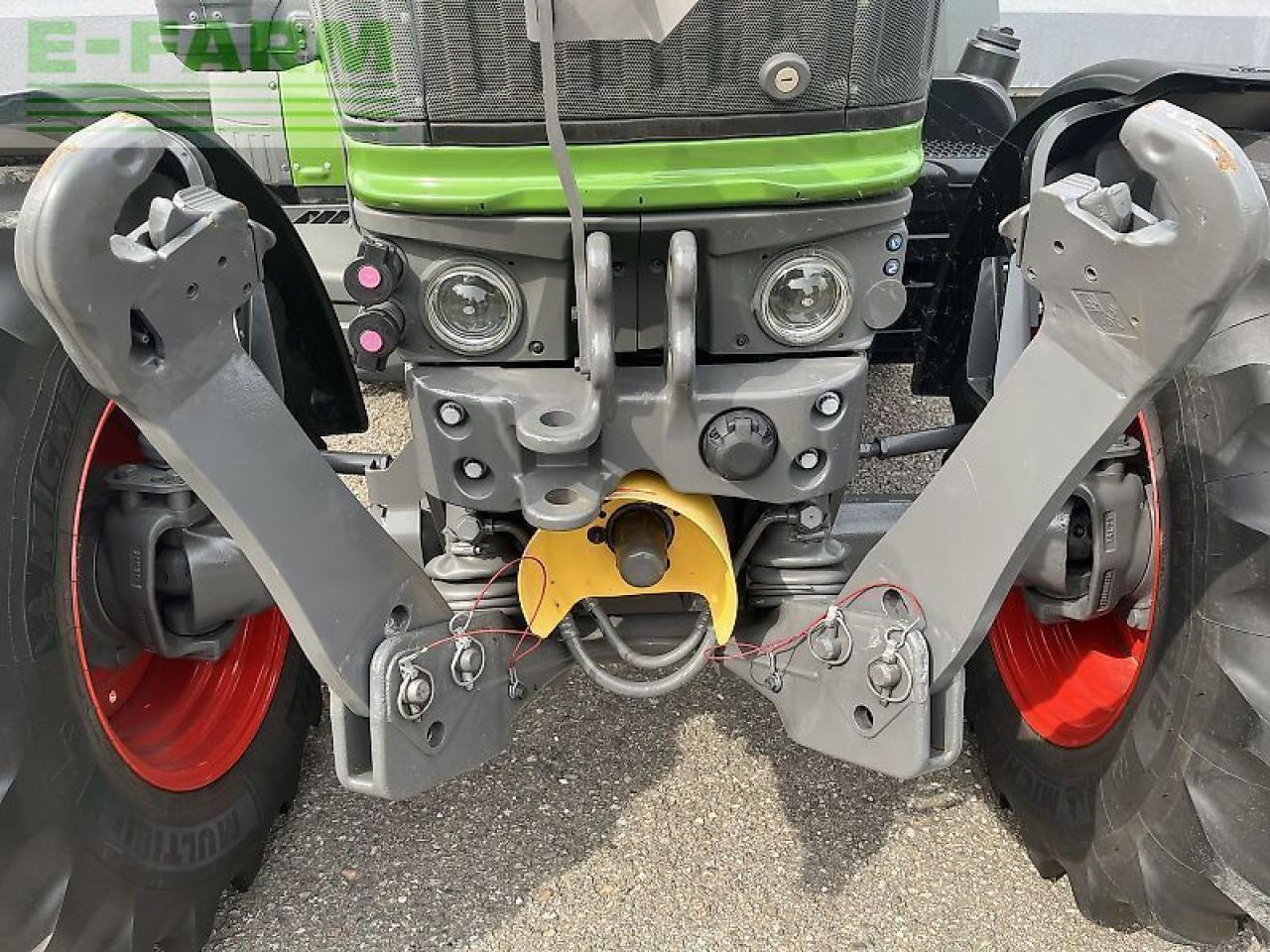 Fendt 211 s vario gen3 power setting 2 - Farm tractor: picture 3 Fendt 211 s vario gen3 power setting 2 - Farm tractor: picture 3