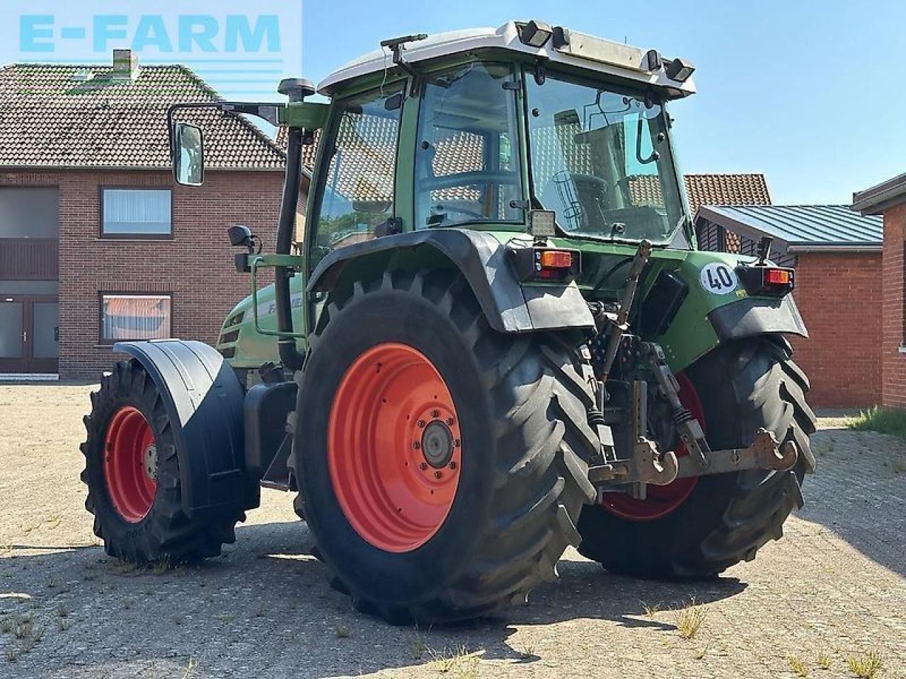 Fendt 309 c *frontzapfwelle*druckluft*klima* - Farm tractor: picture 3 Fendt 309 c *frontzapfwelle*druckluft*klima* - Farm tractor: picture 3