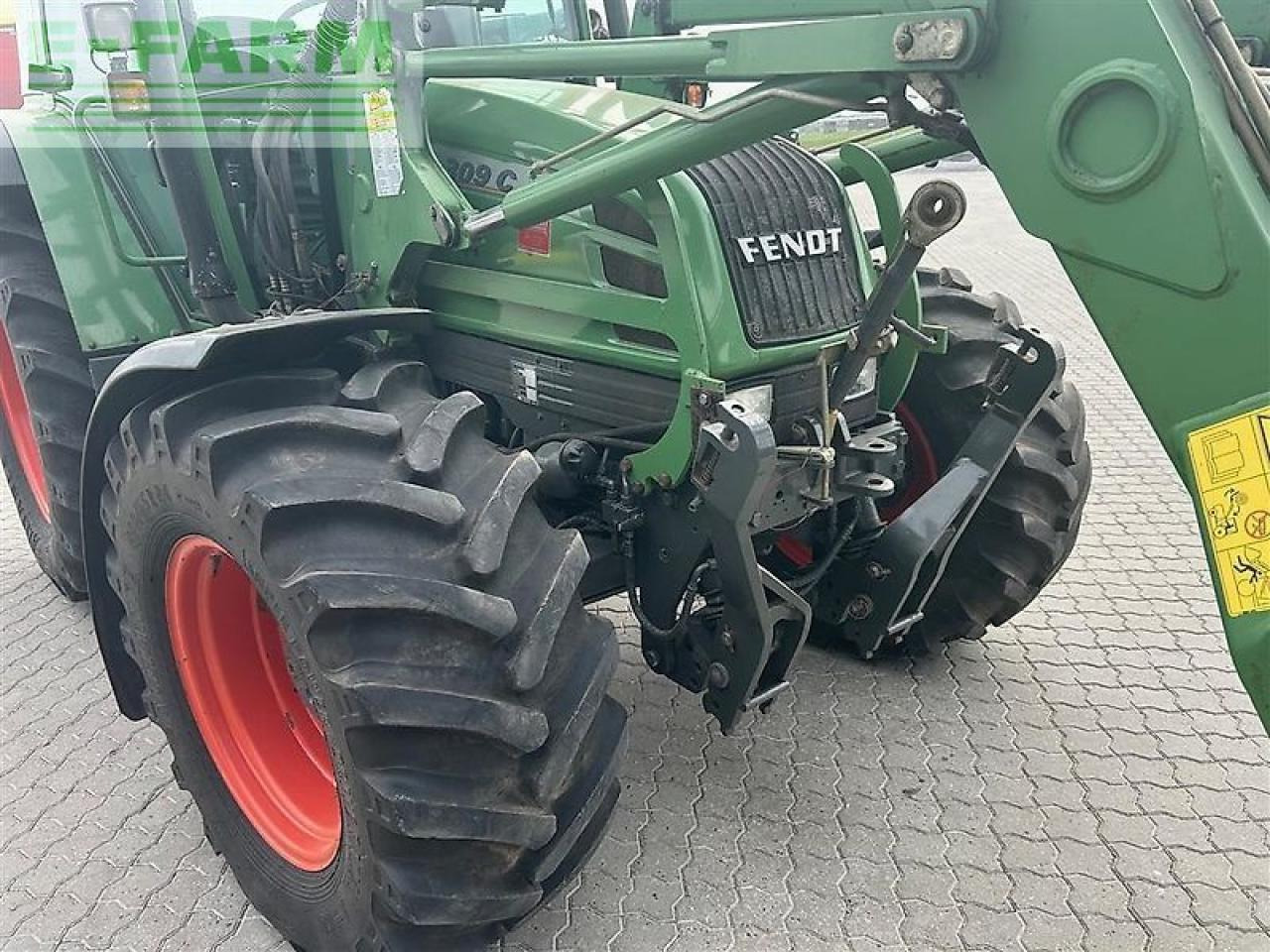 Fendt 309 c med fendt læsser - Farm tractor: picture 3 Fendt 309 c med fendt læsser - Farm tractor: picture 3