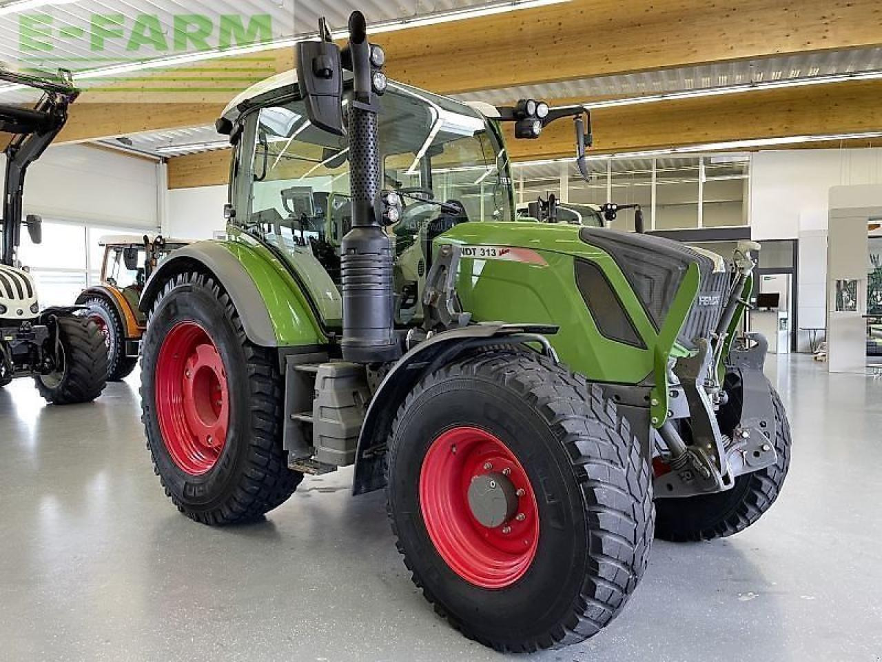 Fendt 313 vario s4 profi Profi - Farm tractor: picture 4 Fendt 313 vario s4 profi Profi - Farm tractor: picture 4