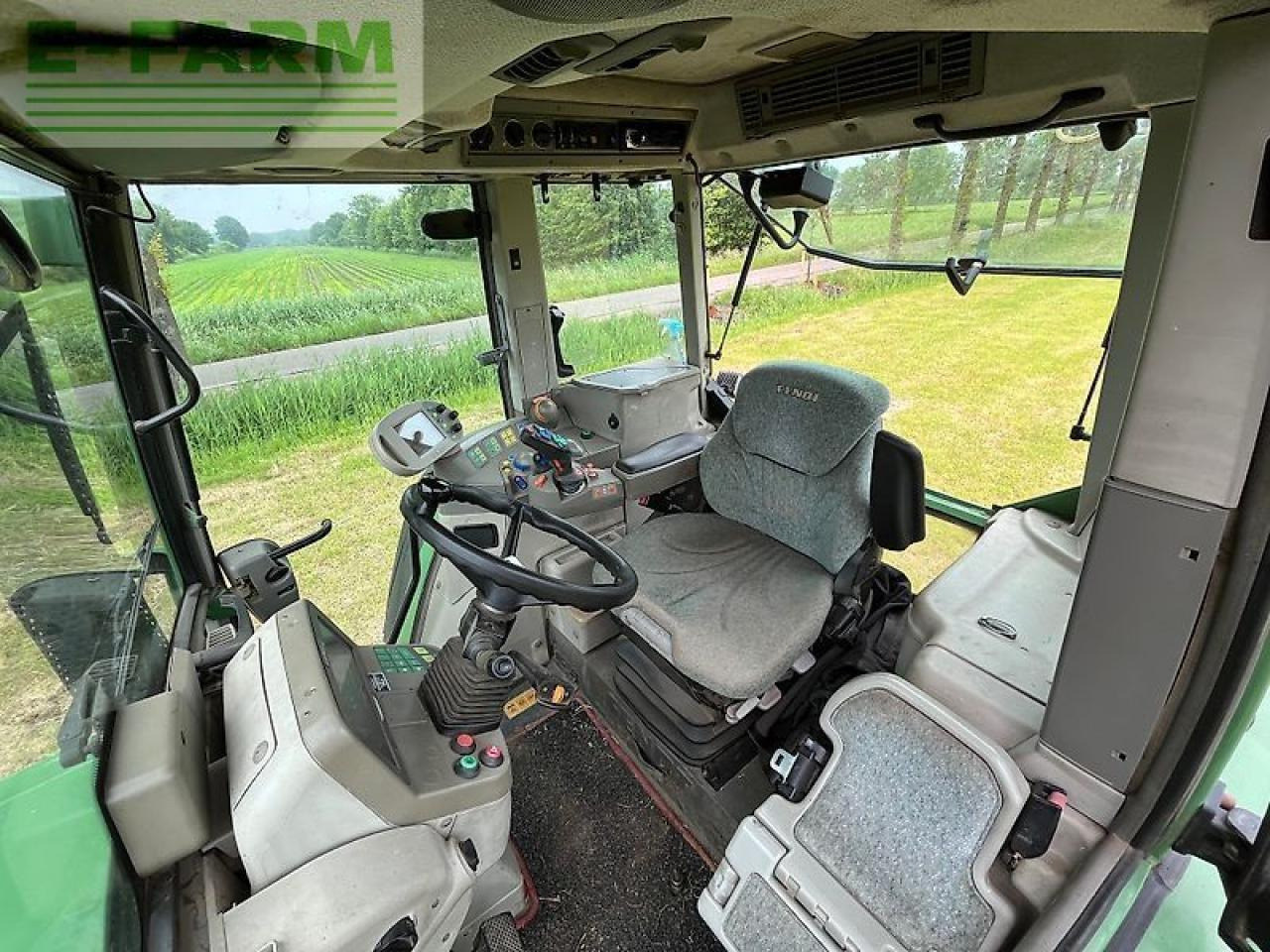 Fendt 415 vario tms - Farm tractor: picture 4 Fendt 415 vario tms - Farm tractor: picture 4