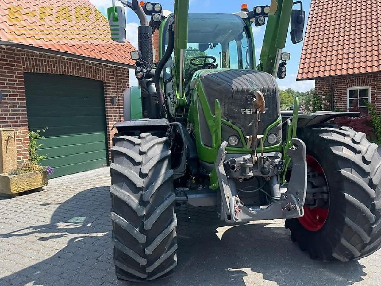 Fendt 720 gen6 power plus setting 2 - Farm tractor: picture 4 Fendt 720 gen6 power plus setting 2 - Farm tractor: picture 4