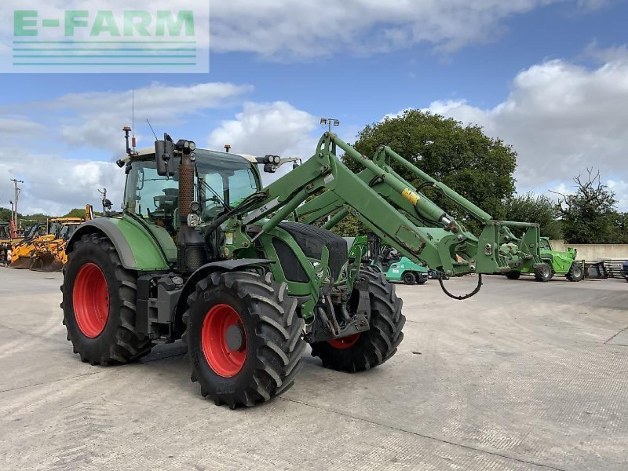 Fendt 720 (st23641) - Farm tractor: picture 3 Fendt 720 (st23641) - Farm tractor: picture 3