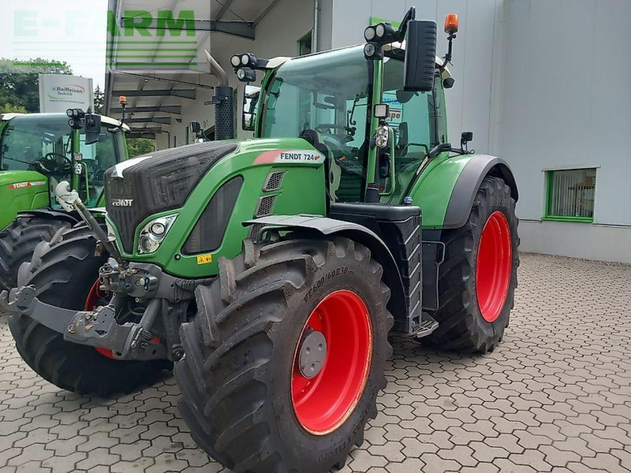 Fendt 724 s4 profiplus - Farm tractor: picture 1 Fendt 724 s4 profiplus - Farm tractor: picture 1