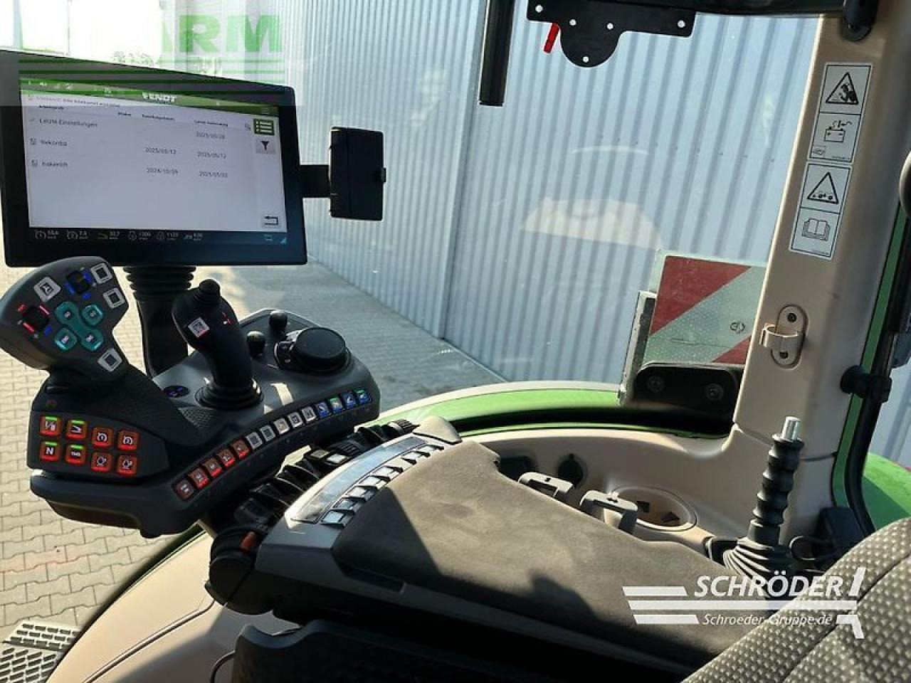 Farm tractor Fendt 724 vario gen6 profi plus ProfiPlus: picture 10