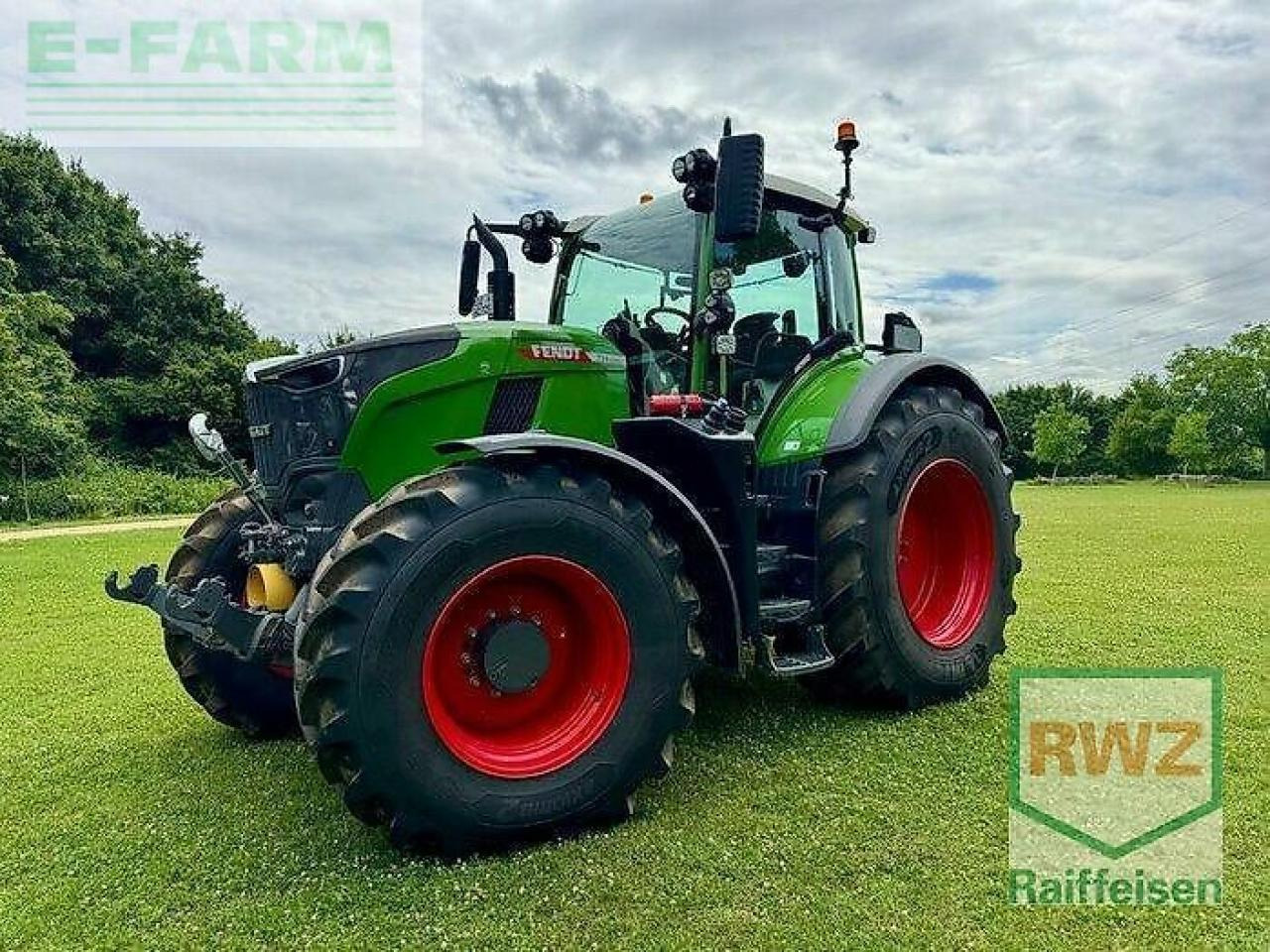 Fendt 724 vario gen7 - Farm tractor: picture 3 Fendt 724 vario gen7 - Farm tractor: picture 3