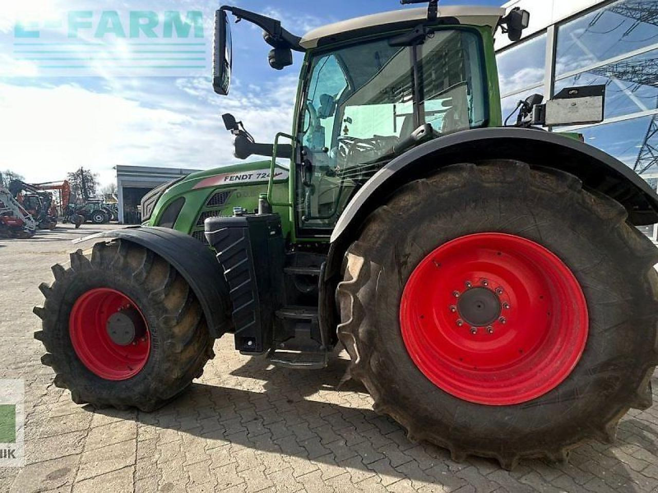 Fendt 724 vario profiplus ProfiPlus - Farm tractor: picture 5 Fendt 724 vario profiplus ProfiPlus - Farm tractor: picture 5