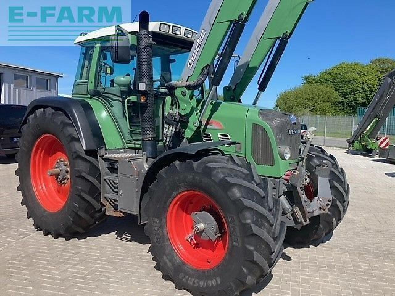 Fendt 820 com3 - Farm tractor: picture 3 Fendt 820 com3 - Farm tractor: picture 3