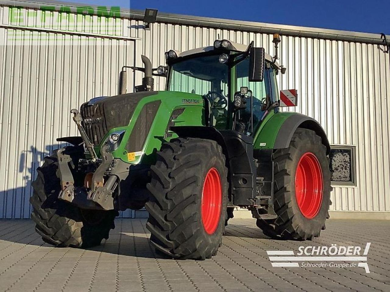 Fendt 824 vario s4 profi plus ProfiPlus - Farm tractor: picture 1 Fendt 824 vario s4 profi plus ProfiPlus - Farm tractor: picture 1