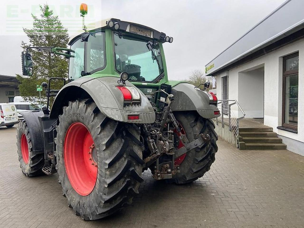 Fendt 826 - Farm tractor: picture 3 Fendt 826 - Farm tractor: picture 3