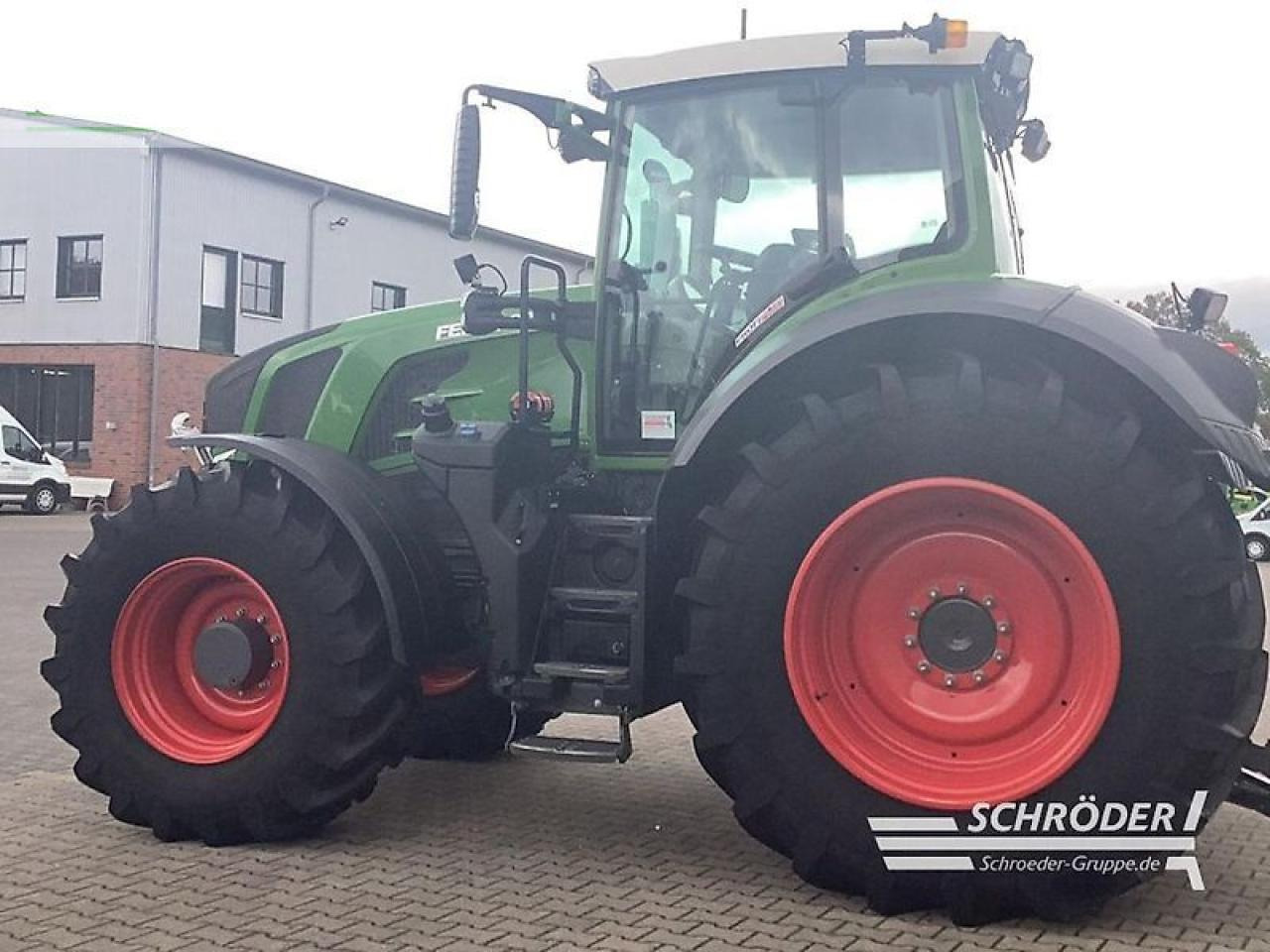 Fendt 828 s4 profi plus - Farm tractor: picture 4 Fendt 828 s4 profi plus - Farm tractor: picture 4