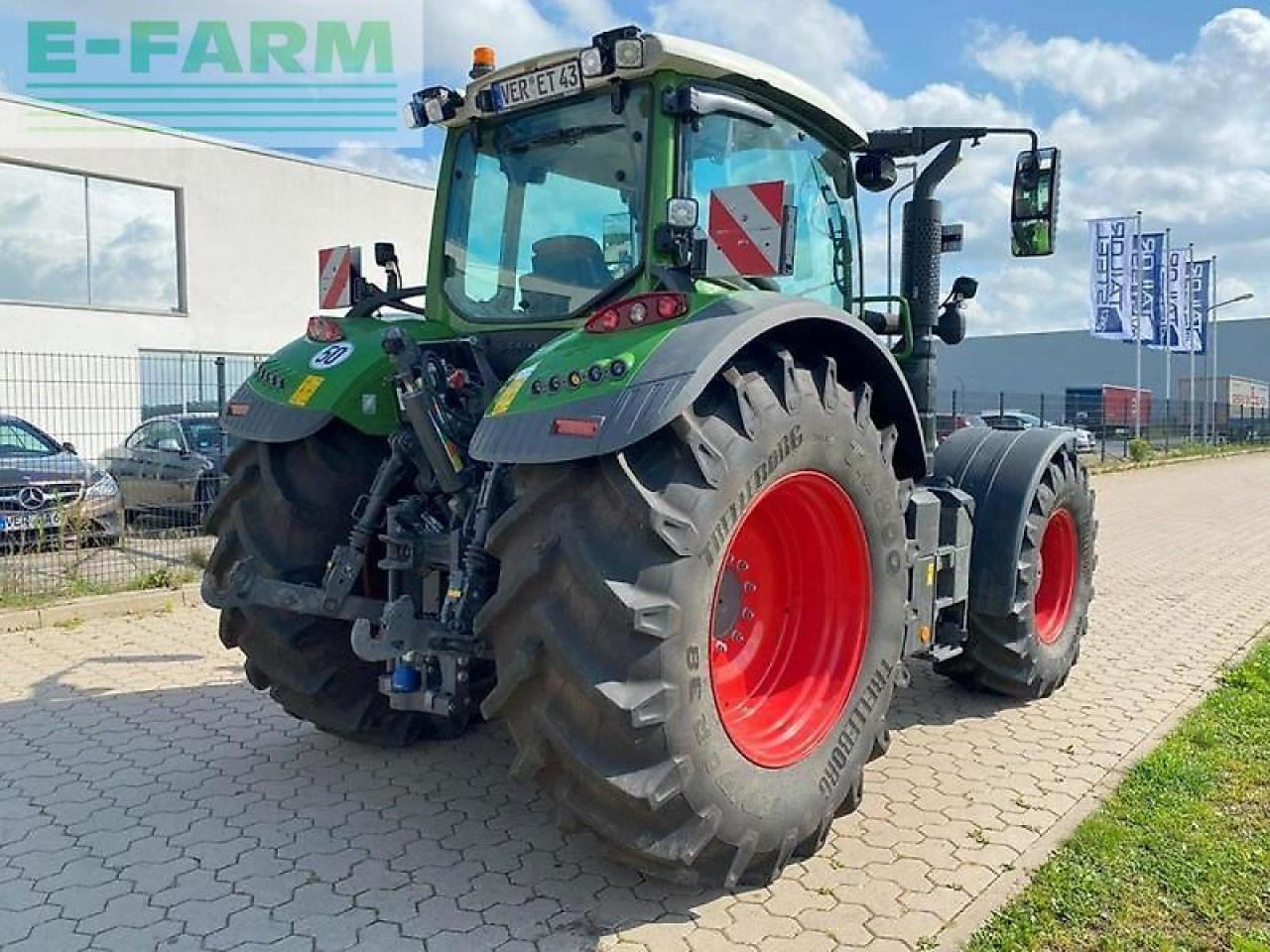 Fendt fendt 724 profi+ - Farm tractor: picture 4 Fendt fendt 724 profi+ - Farm tractor: picture 4