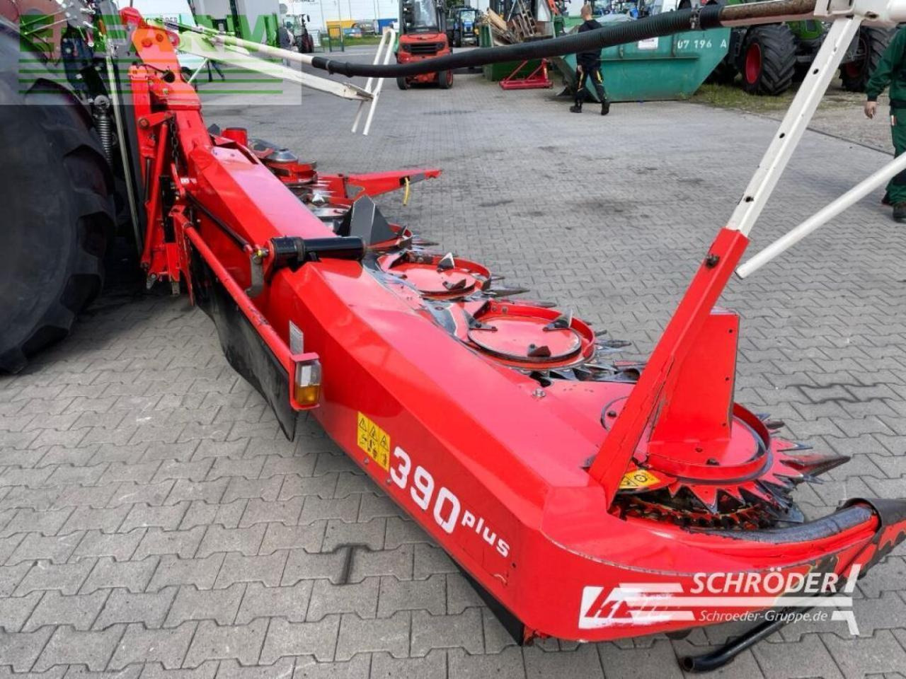 Fendt katana 85 + kemper 390plus + kemper 3002 - Forage harvester: picture 4 Fendt katana 85 + kemper 390plus + kemper 3002 - Forage harvester: picture 4