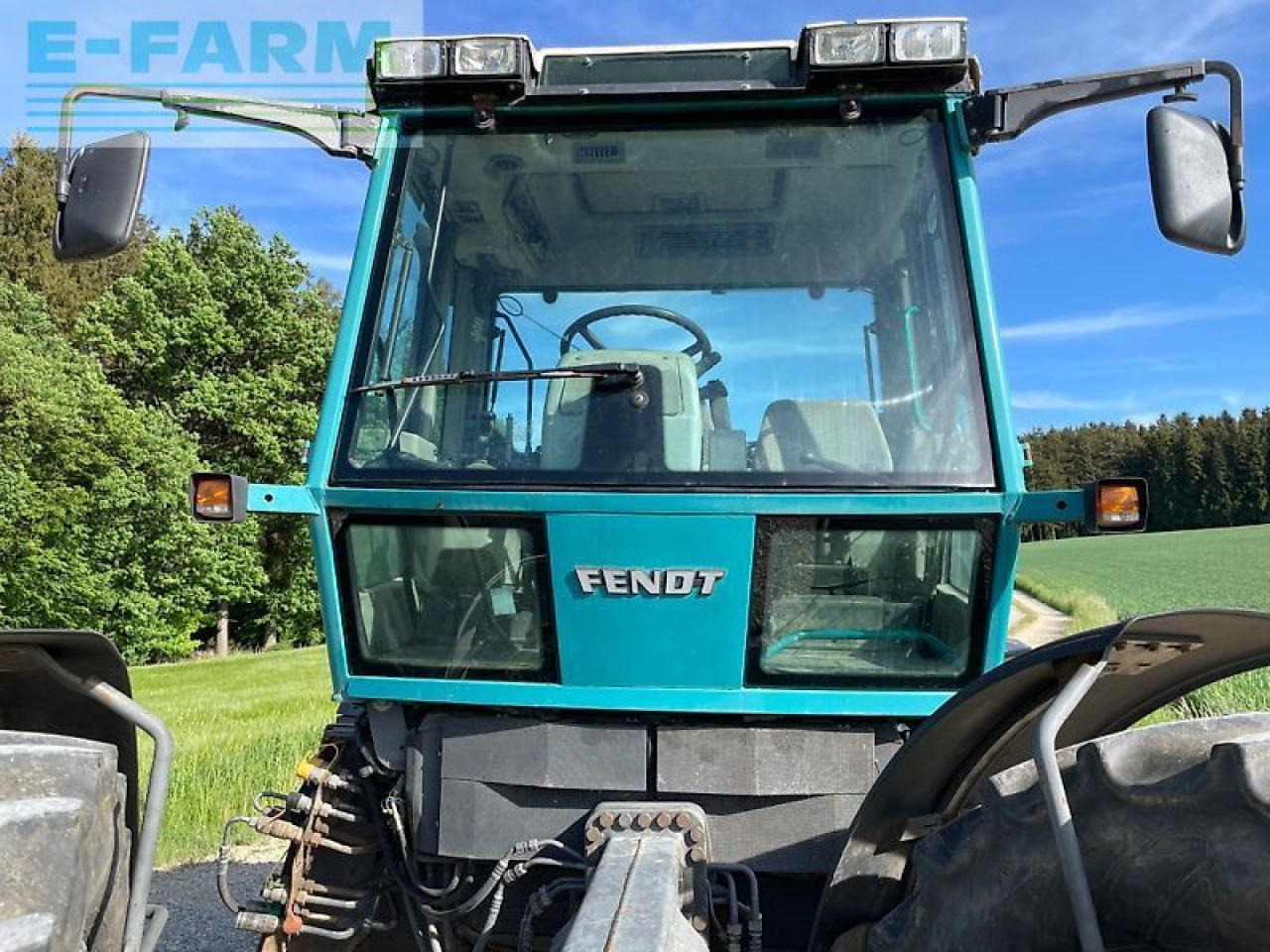 Fendt xylon 520 - Farm tractor: picture 3 Fendt xylon 520 - Farm tractor: picture 3