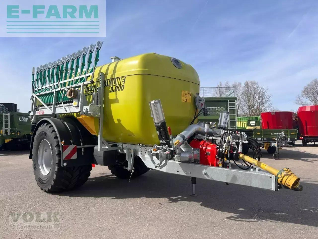 Fliegl pfw 9000 poly line einachs - Self-propelled sprayer: picture 2 Fliegl pfw 9000 poly line einachs - Self-propelled sprayer: picture 2