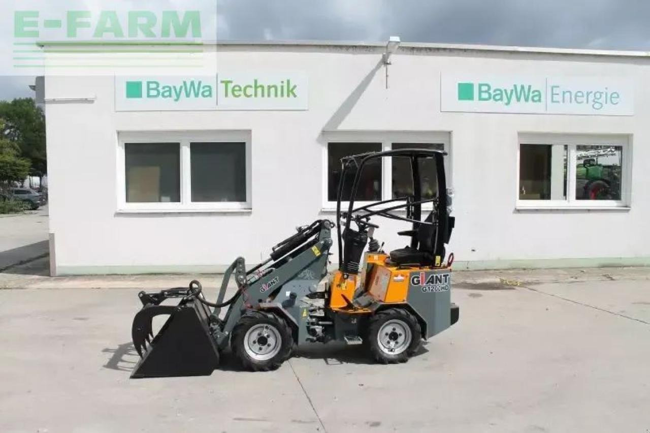Giant g 1200 - Mini excavator: picture 1 Giant g 1200 - Mini excavator: picture 1