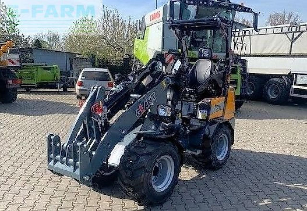 Giant g2300 hd vorführmaschine - Mini excavator: picture 2 Giant g2300 hd vorführmaschine - Mini excavator: picture 2