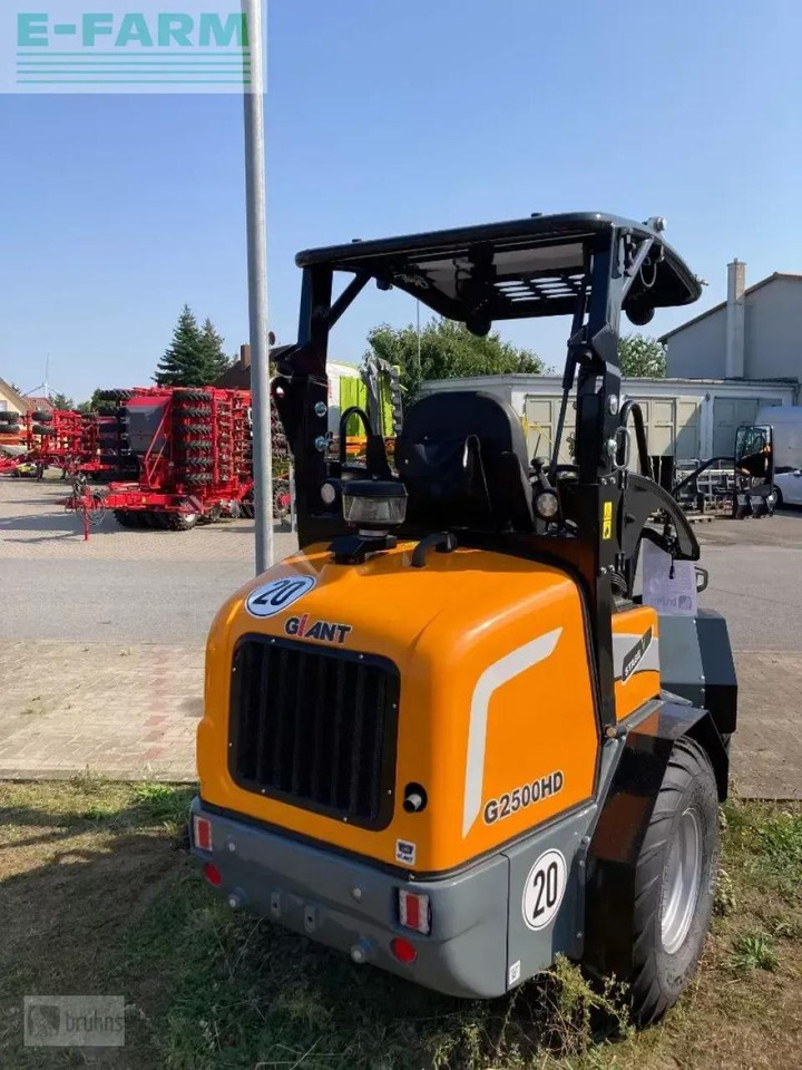 Giant g2500 hd - Mini excavator: picture 5 Giant g2500 hd - Mini excavator: picture 5