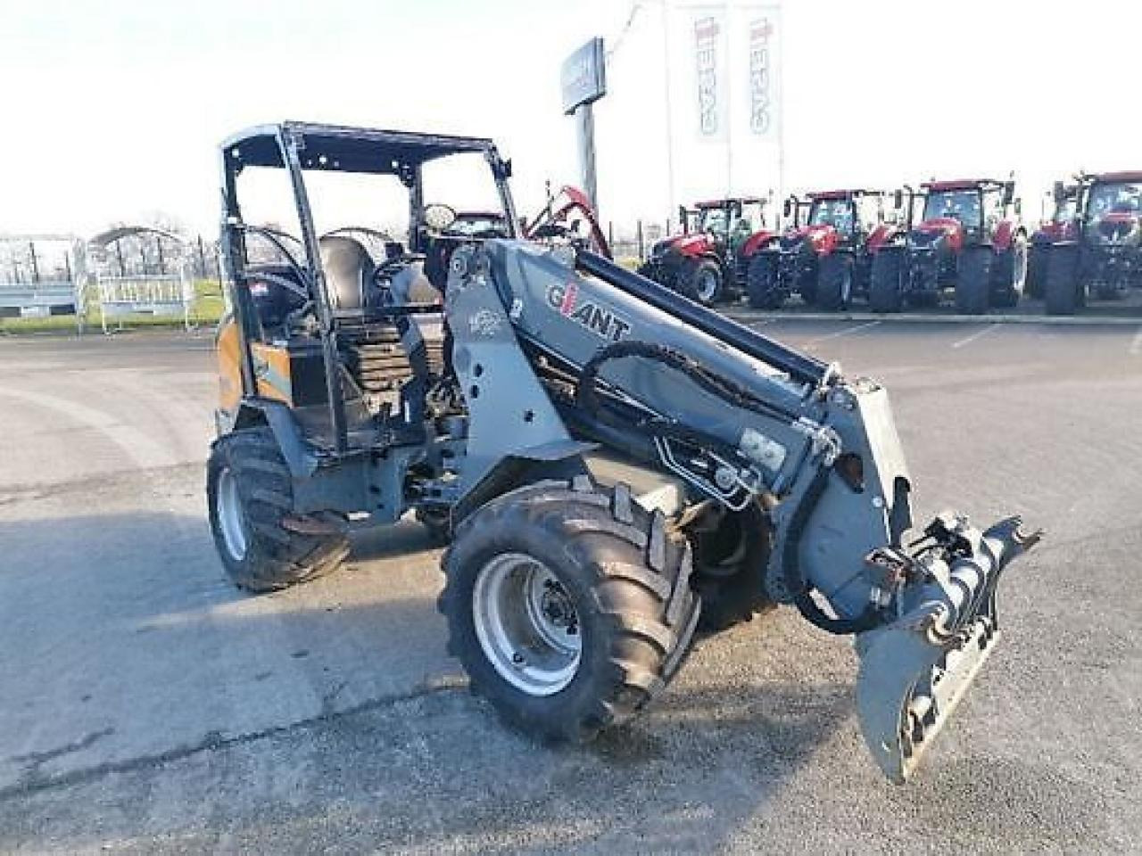 Giant g3500 - Mini excavator: picture 3 Giant g3500 - Mini excavator: picture 3