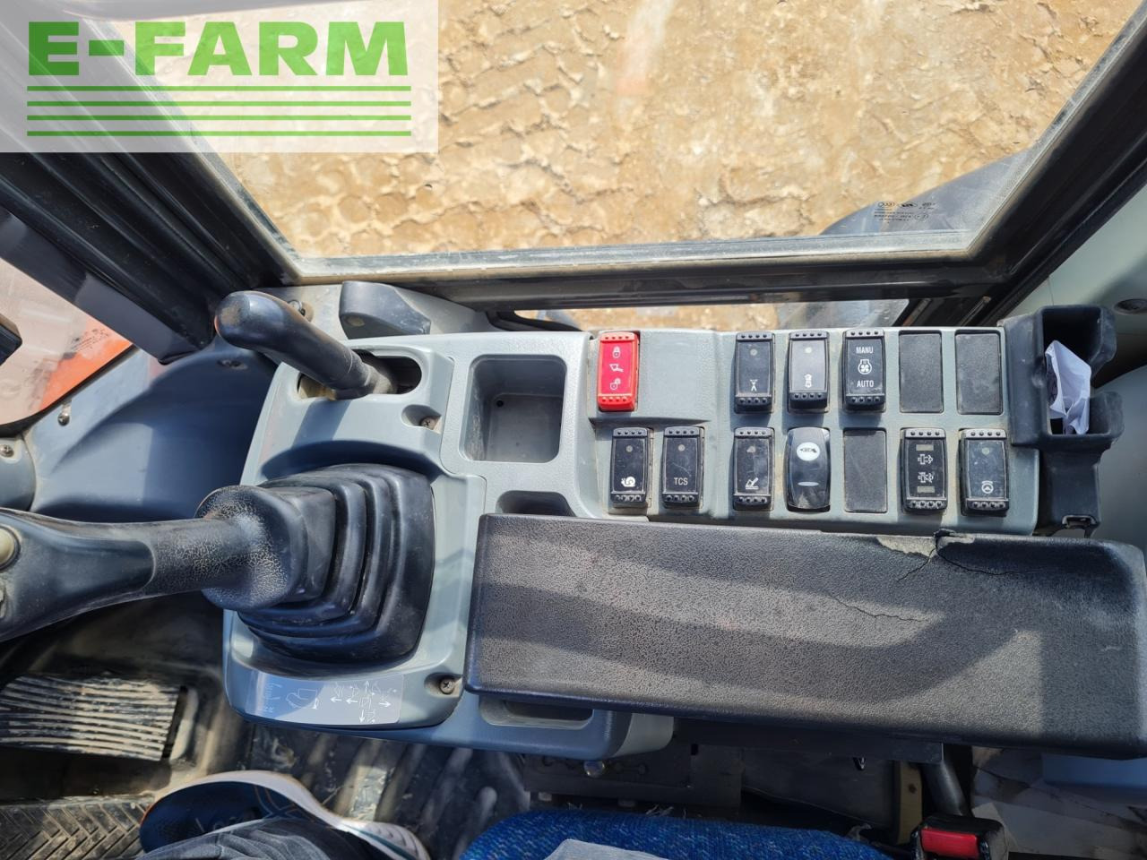 Wheel loader Hitachi ZW 150 TPD-5: picture 9 Wheel loader Hitachi ZW 150 TPD-5: picture 9