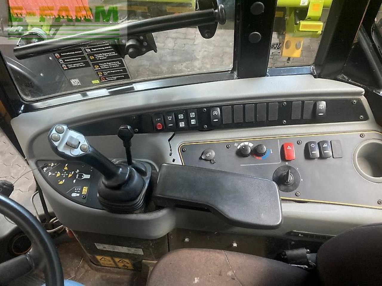 Mini excavator JCB 407: picture 10 Mini excavator JCB 407: picture 10