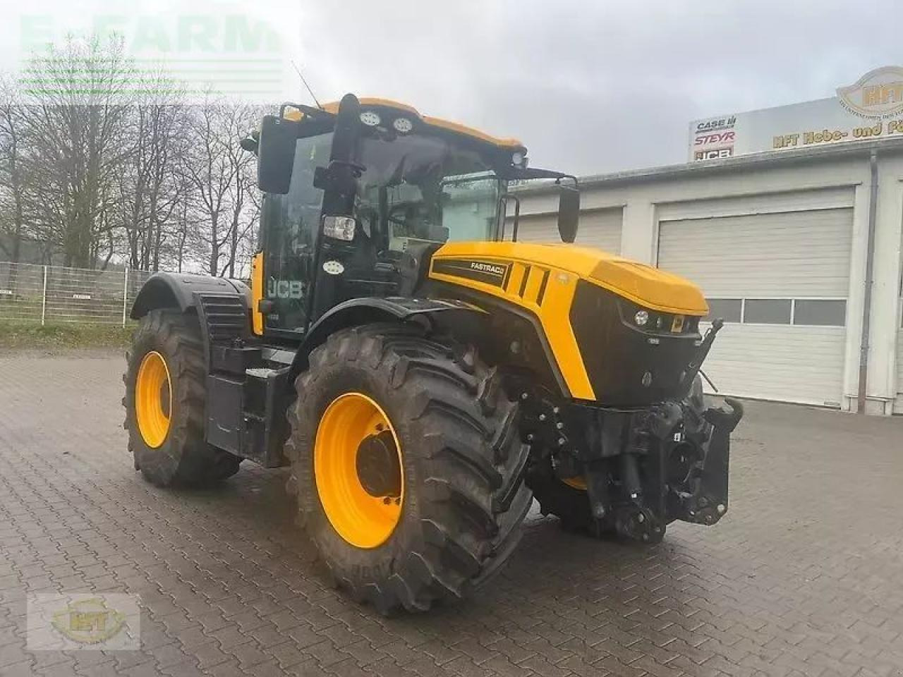 JCB fastrac 4220 - Farm tractor: picture 3 JCB fastrac 4220 - Farm tractor: picture 3