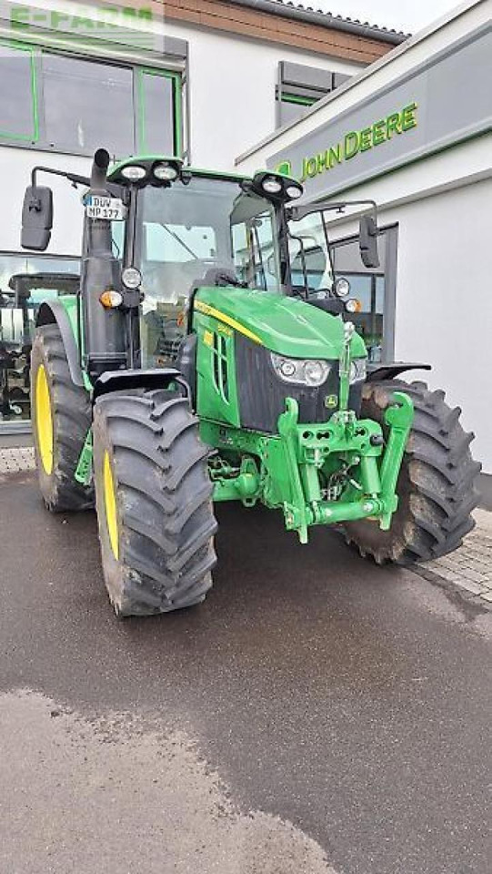 John Deere 6090m - Farm tractor: picture 1 John Deere 6090m - Farm tractor: picture 1