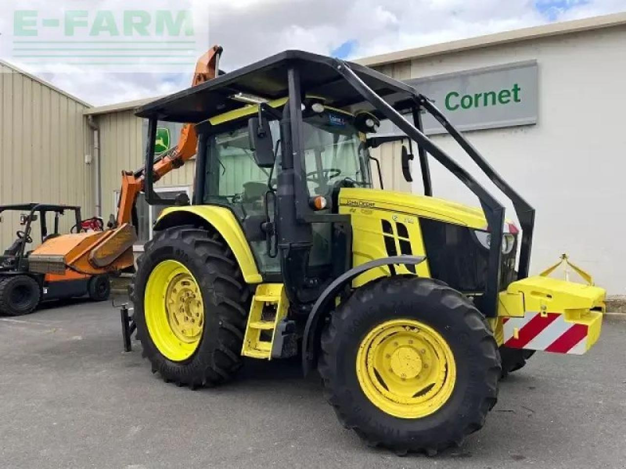 John Deere 6100m - Farm tractor: picture 1 John Deere 6100m - Farm tractor: picture 1