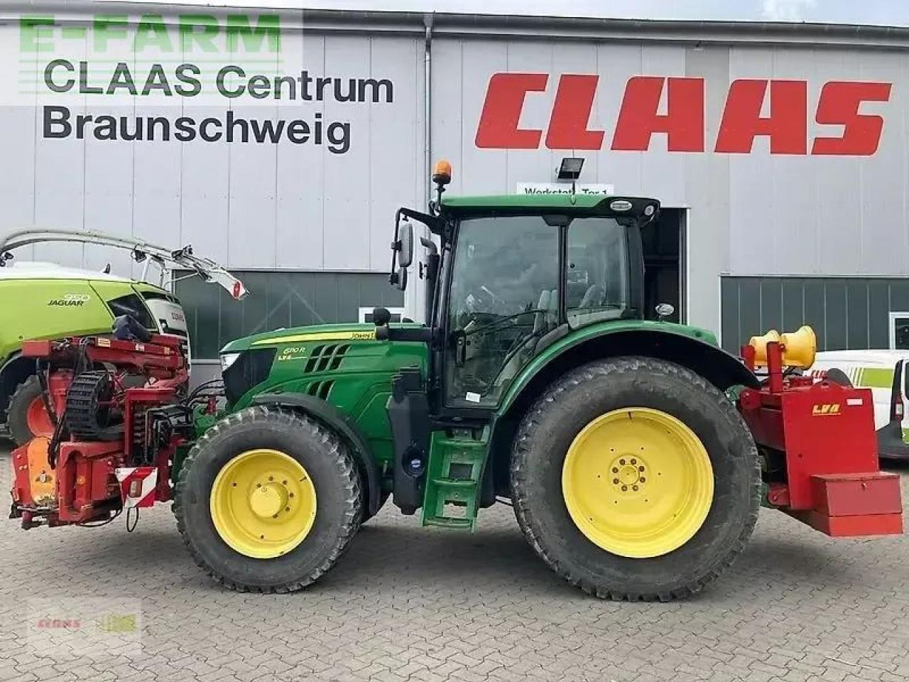 John Deere 6110r - Farm tractor: picture 1 John Deere 6110r - Farm tractor: picture 1