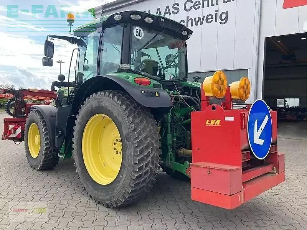 John Deere 6110r - Farm tractor: picture 5 John Deere 6110r - Farm tractor: picture 5