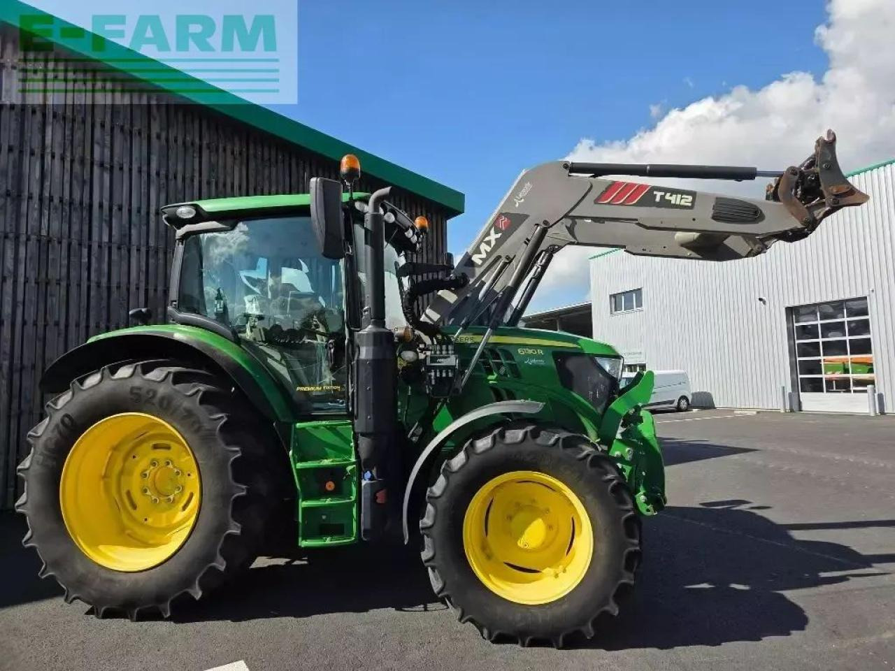 John Deere 6130r - Farm tractor: picture 3 John Deere 6130r - Farm tractor: picture 3
