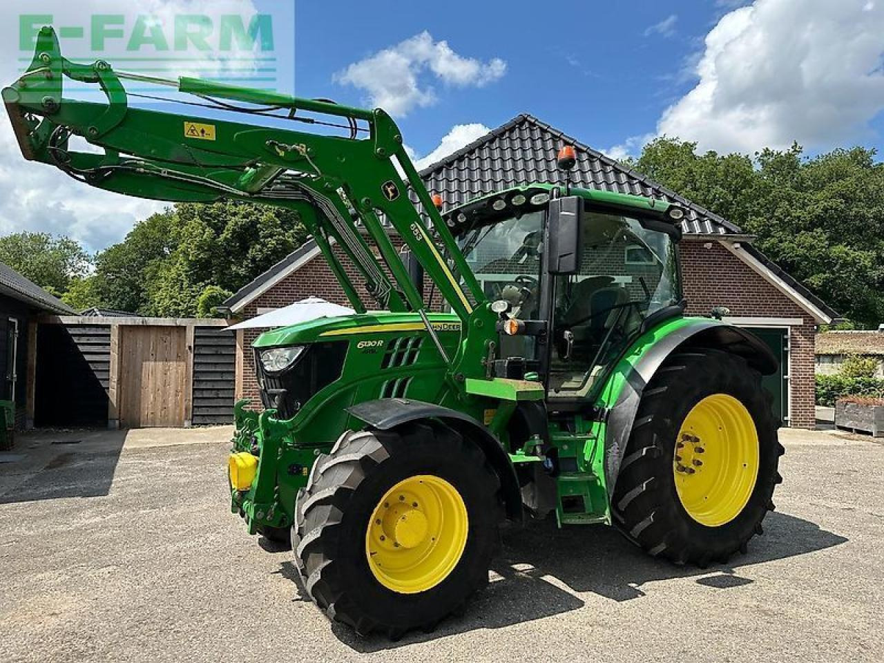 John Deere 6130r ap+frontlader at-ready+lucht - Farm tractor: picture 1 John Deere 6130r ap+frontlader at-ready+lucht - Farm tractor: picture 1