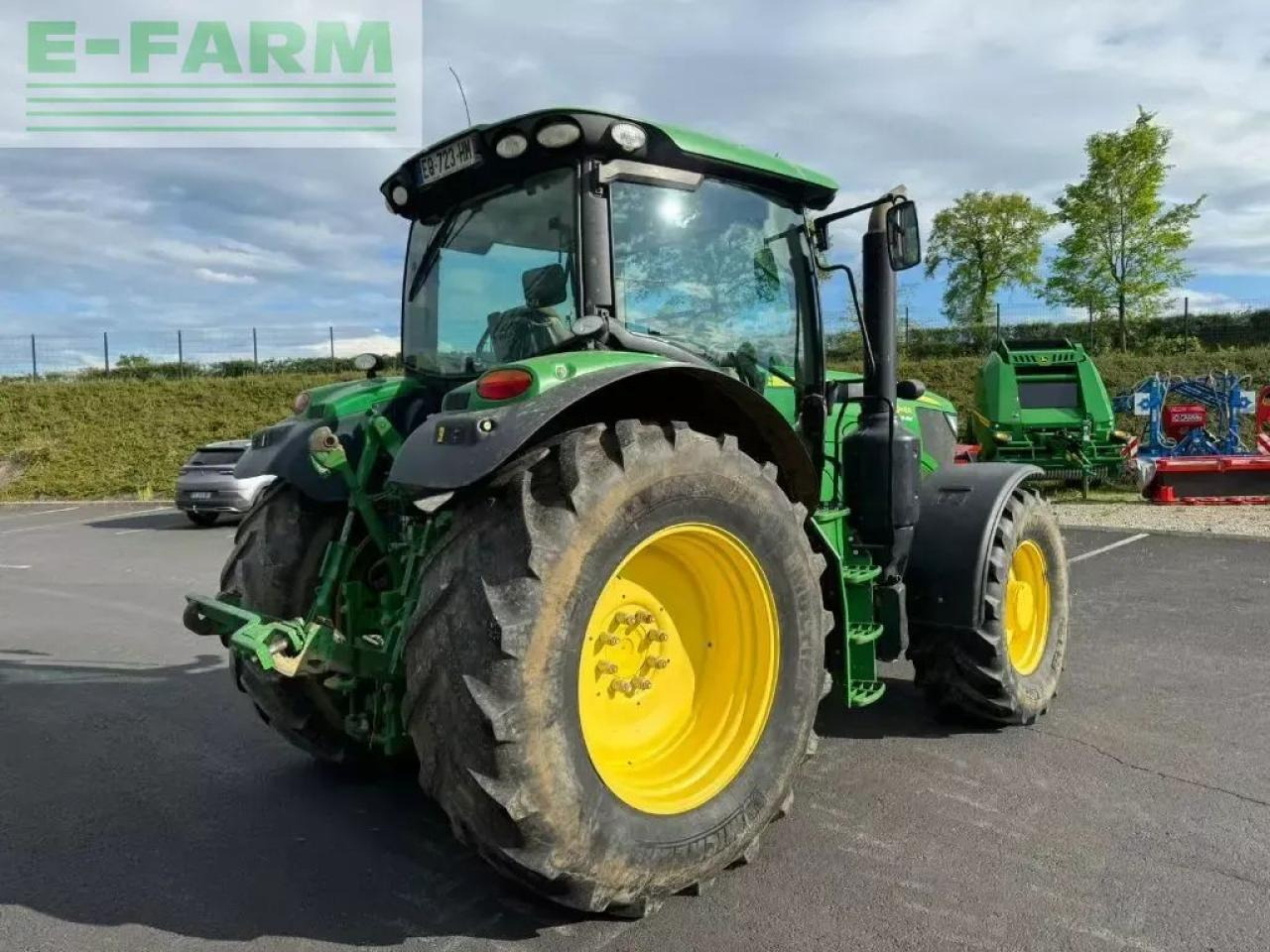 John Deere 6145 r autoquad - Farm tractor: picture 4 John Deere 6145 r autoquad - Farm tractor: picture 4