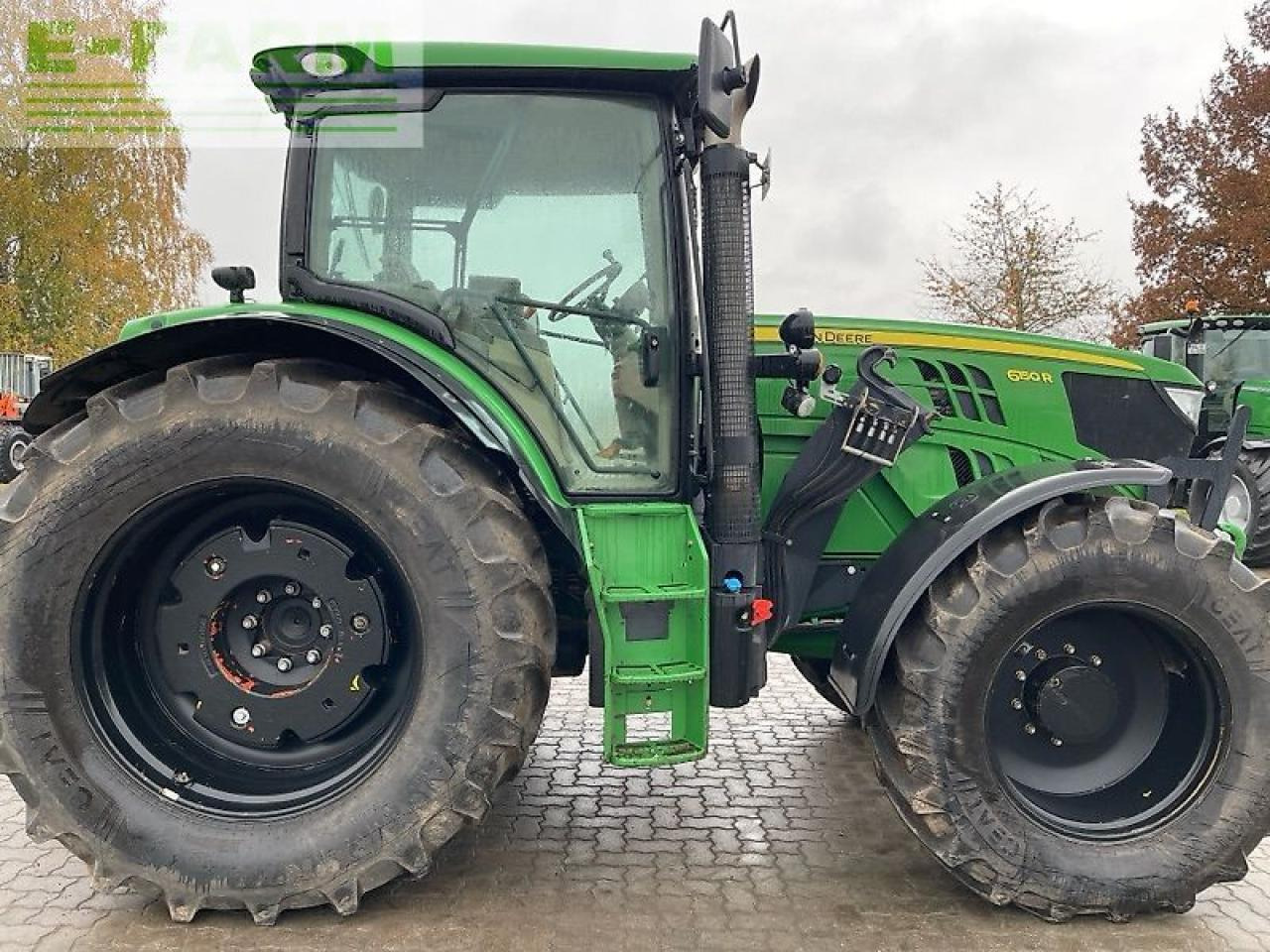 John Deere 6150r - Farm tractor: picture 2 John Deere 6150r - Farm tractor: picture 2