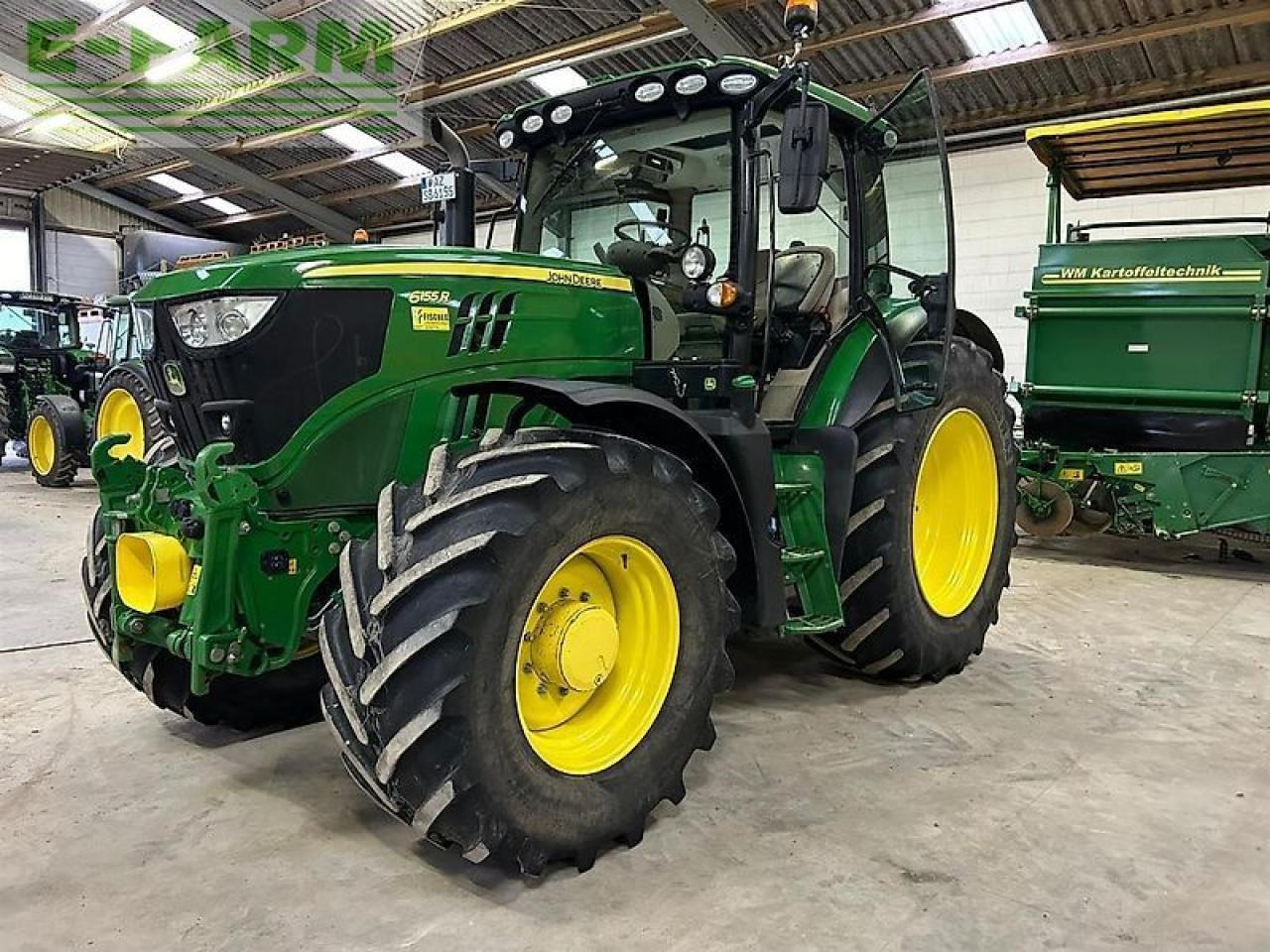 John Deere 6155r ap40 - Farm tractor: picture 1 John Deere 6155r ap40 - Farm tractor: picture 1