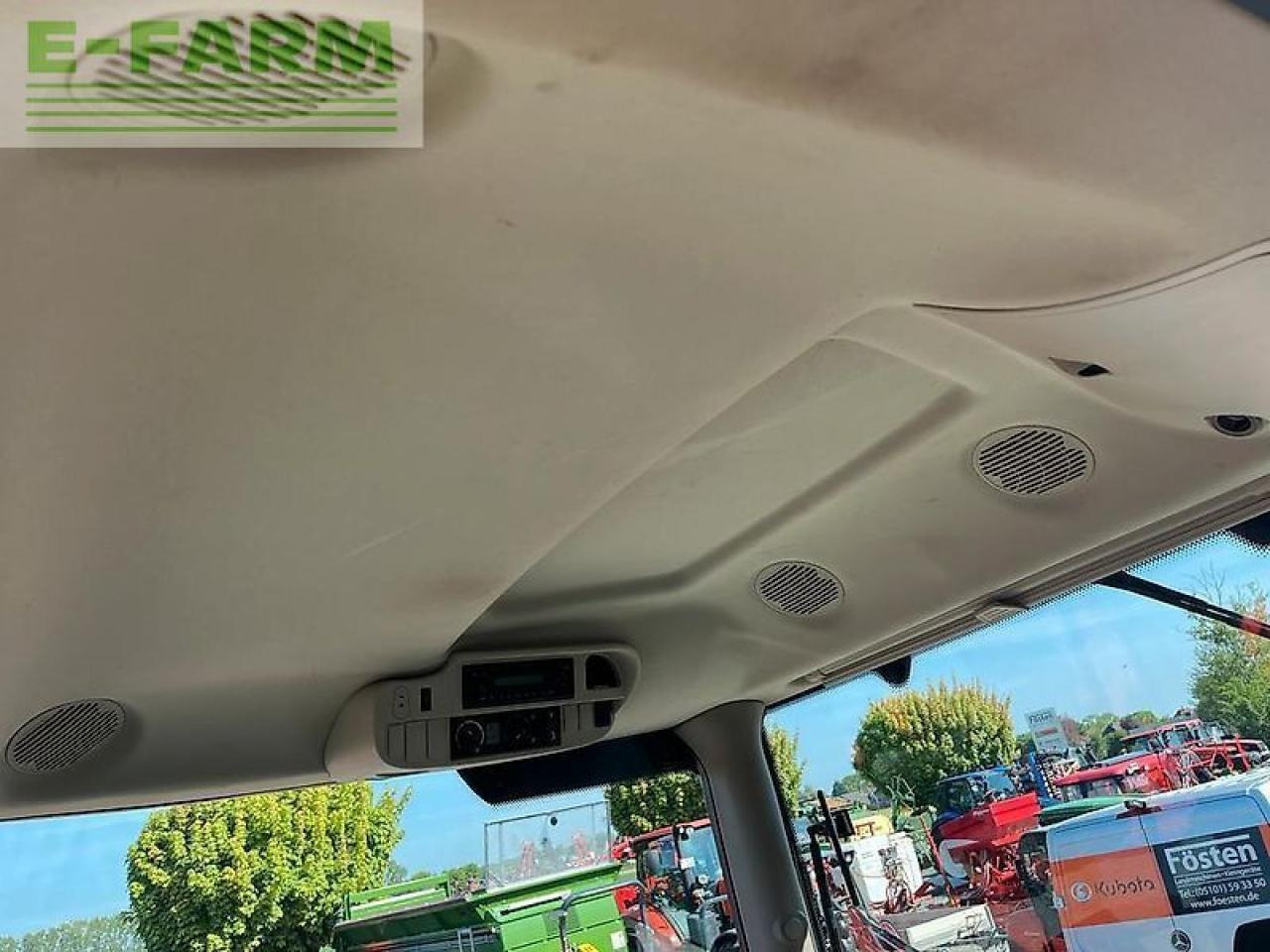 Farm tractor John Deere 6190r: picture 16