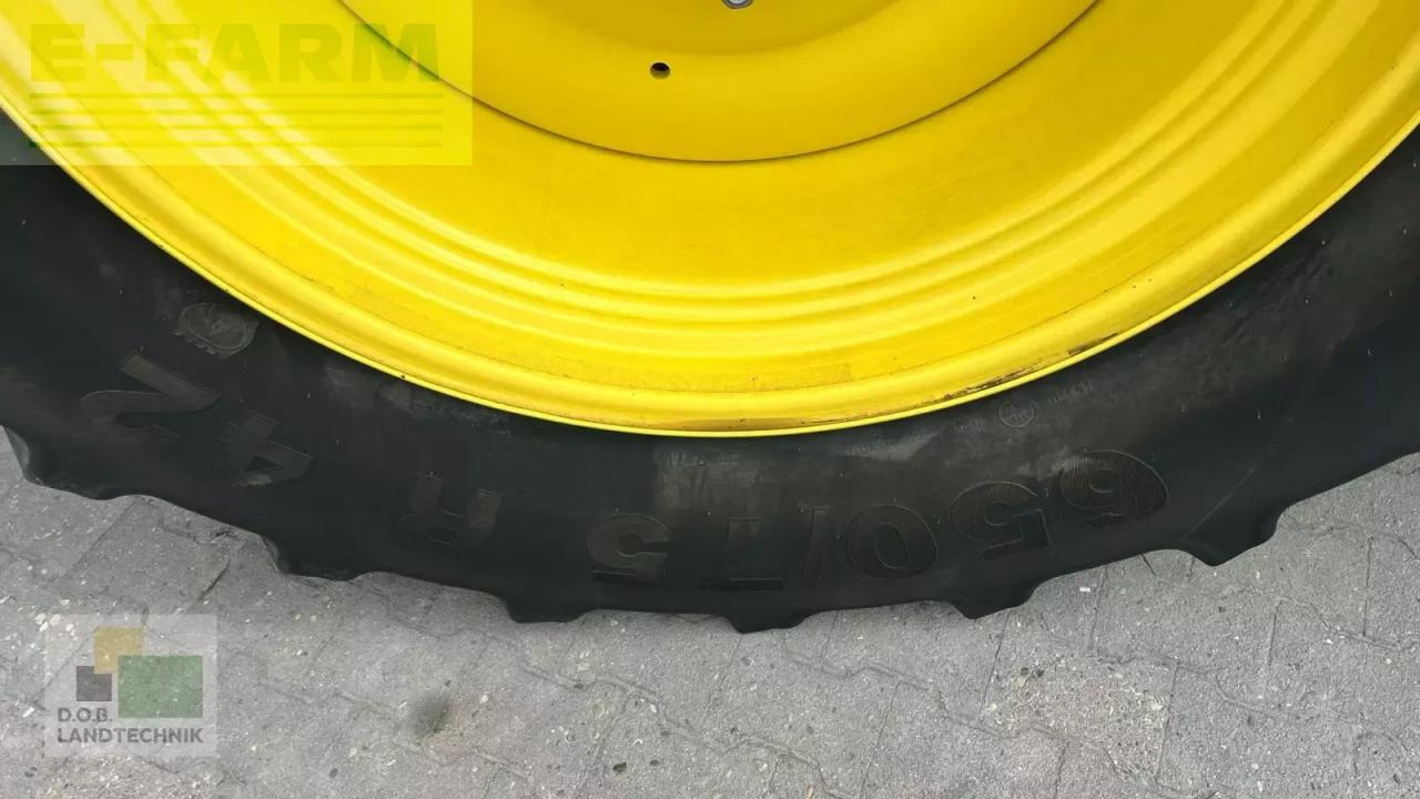 Farm tractor John Deere 6190r: picture 13