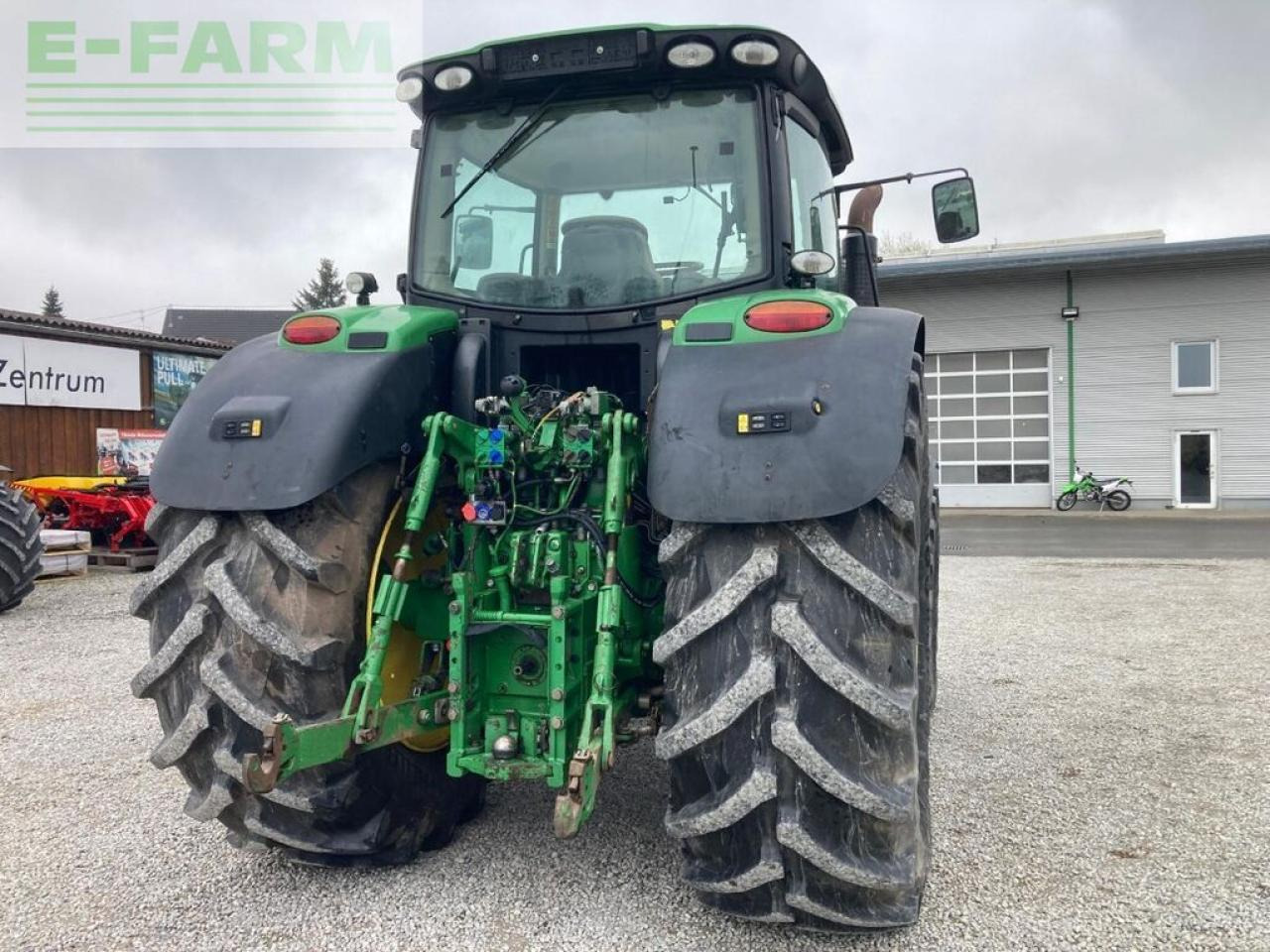 John Deere 6190r - Farm tractor: picture 5 John Deere 6190r - Farm tractor: picture 5