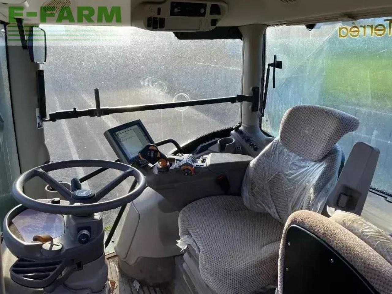 John Deere 6195r - Farm tractor: picture 5 John Deere 6195r - Farm tractor: picture 5