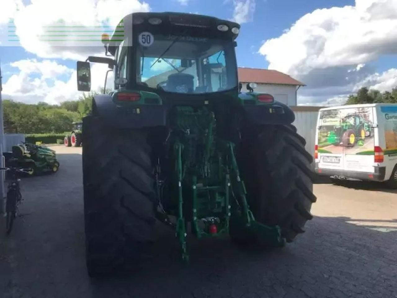 John Deere 6215r - Farm tractor: picture 5 John Deere 6215r - Farm tractor: picture 5