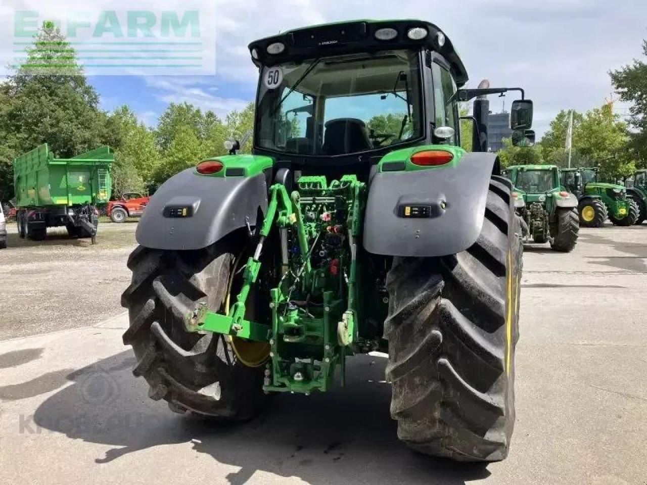 John Deere 6215r - Farm tractor: picture 4 John Deere 6215r - Farm tractor: picture 4