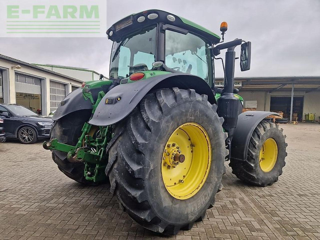 John Deere 6215r - Farm tractor: picture 5 John Deere 6215r - Farm tractor: picture 5