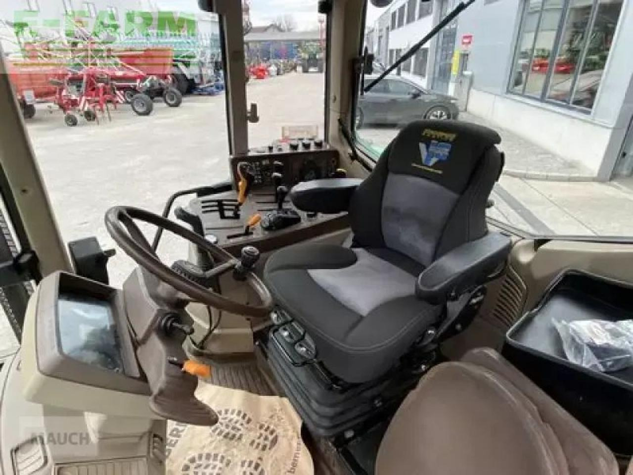 Farm tractor John Deere 6320 + fl: picture 12