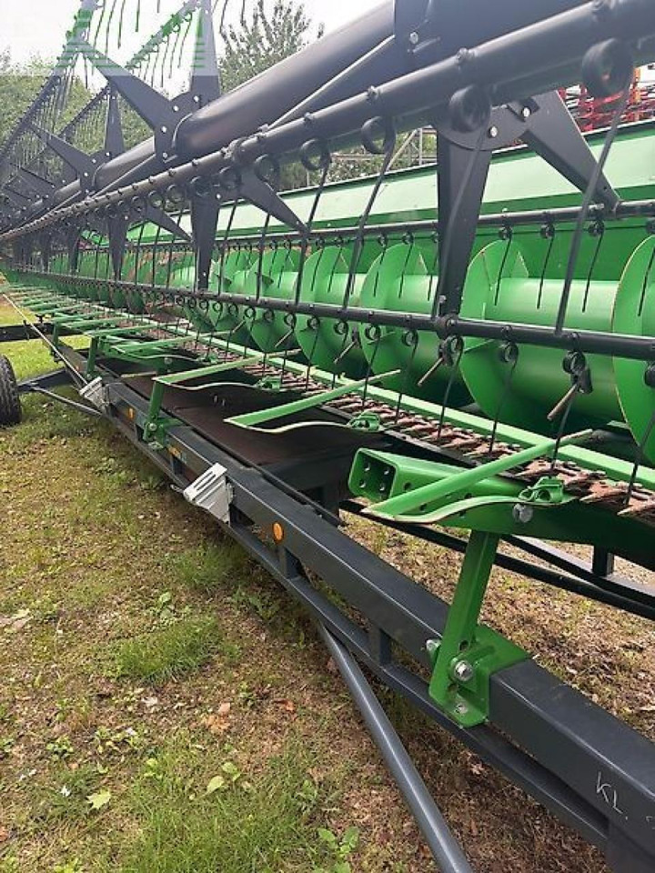 John Deere 635r my21 (10,70m) - Forage harvester attachment: picture 4 John Deere 635r my21 (10,70m) - Forage harvester attachment: picture 4