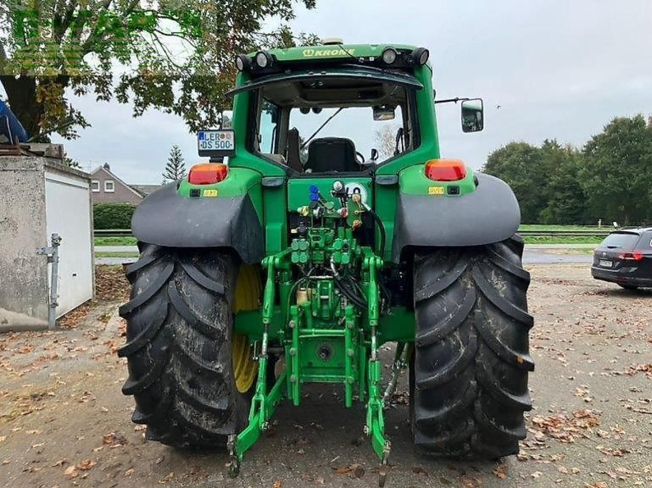 John Deere 6820 premium - Farm tractor: picture 4 John Deere 6820 premium - Farm tractor: picture 4