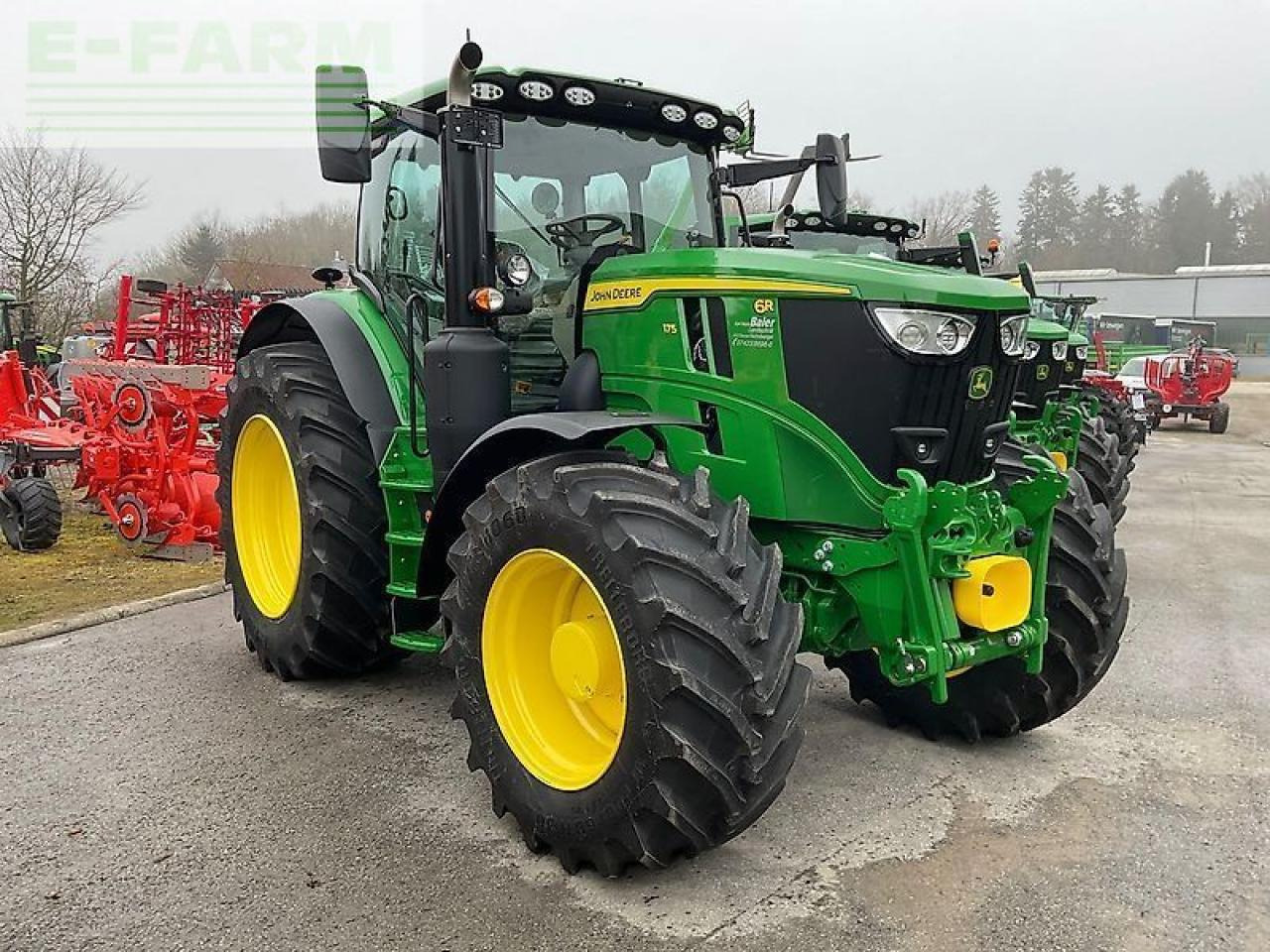 John Deere 6r 175 - Farm tractor: picture 1 John Deere 6r 175 - Farm tractor: picture 1
