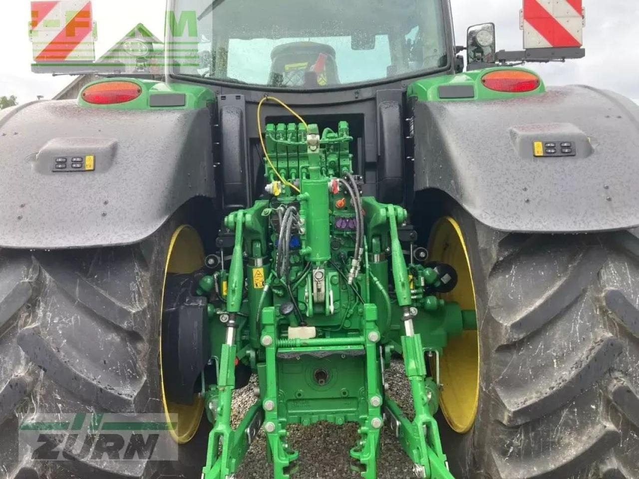 John Deere 6r 215 / 6r215/ 6215r - Farm tractor: picture 3 John Deere 6r 215 / 6r215/ 6215r - Farm tractor: picture 3