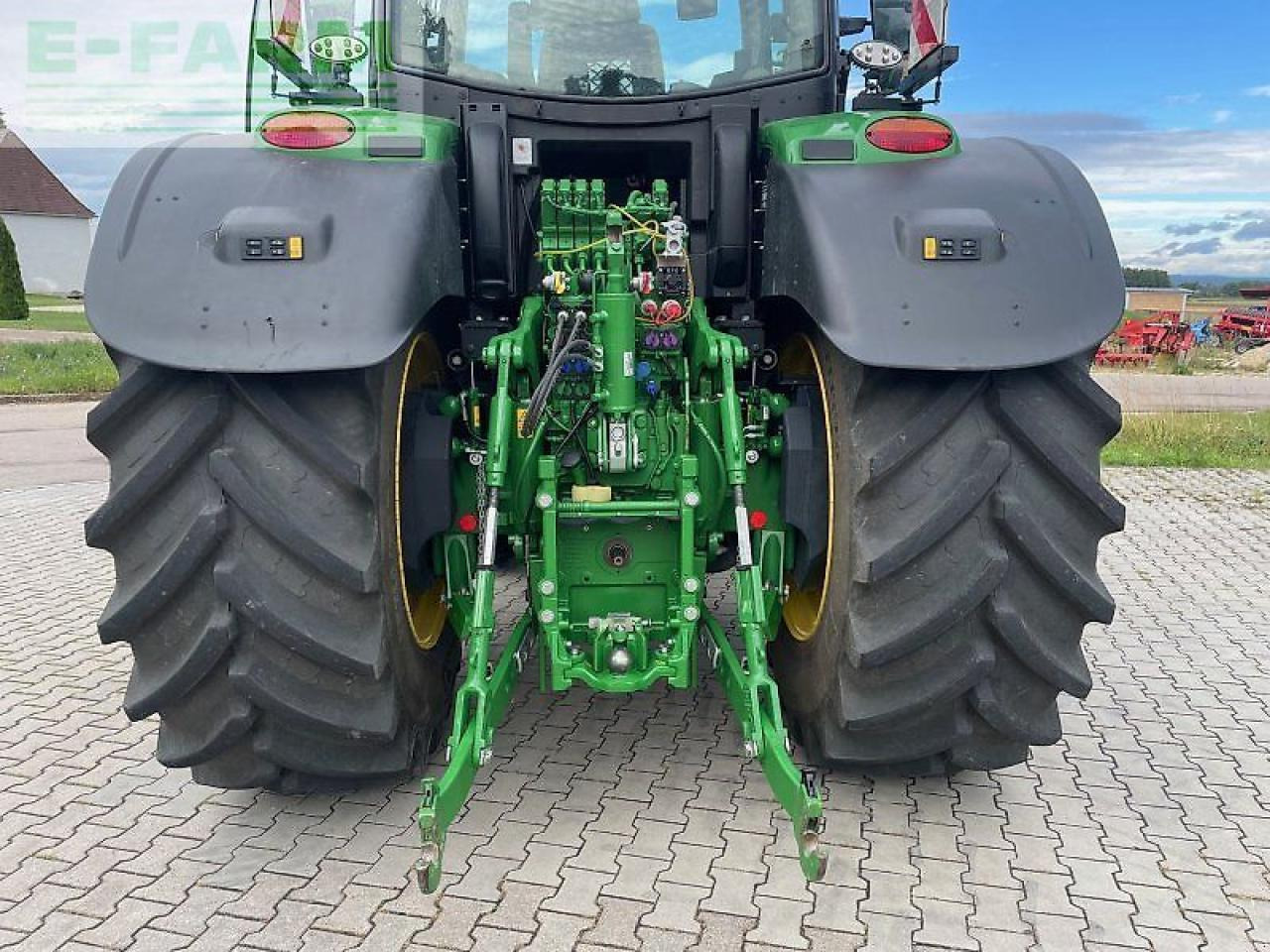 John Deere 6r 250 - Farm tractor: picture 4 John Deere 6r 250 - Farm tractor: picture 4