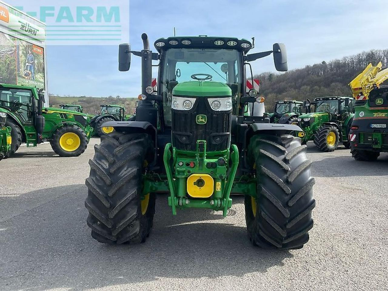 John Deere 6r195 / 6r 195 - Farm tractor: picture 3 John Deere 6r195 / 6r 195 - Farm tractor: picture 3