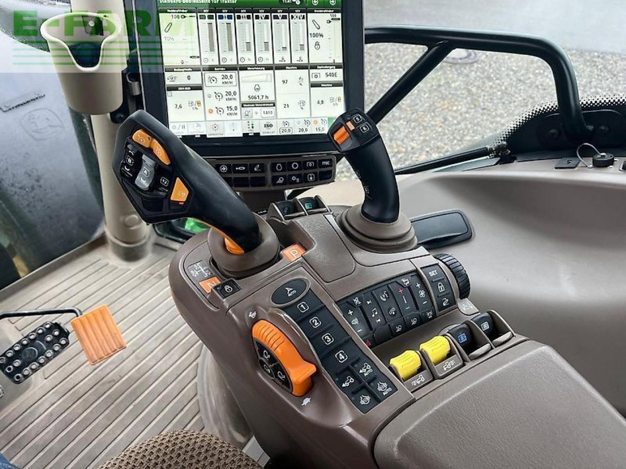 Farm tractor John Deere 6r195: picture 13 Farm tractor John Deere 6r195: picture 13